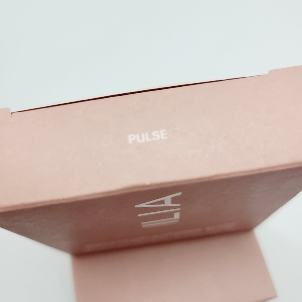 ILIA Soft Focus Blurring Blush Pulse Bright Coral Brand New In Box Full Size - Picture 11 of 11